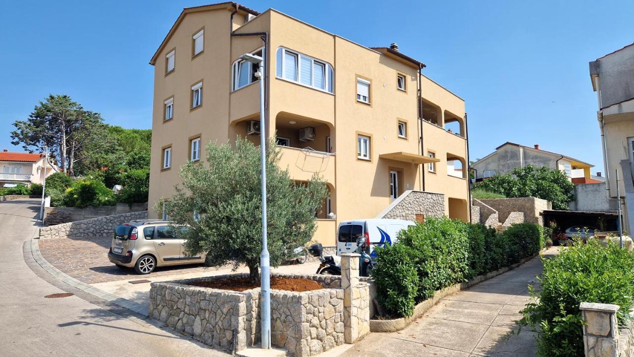 Apartment Goran クルク エクステリア 写真