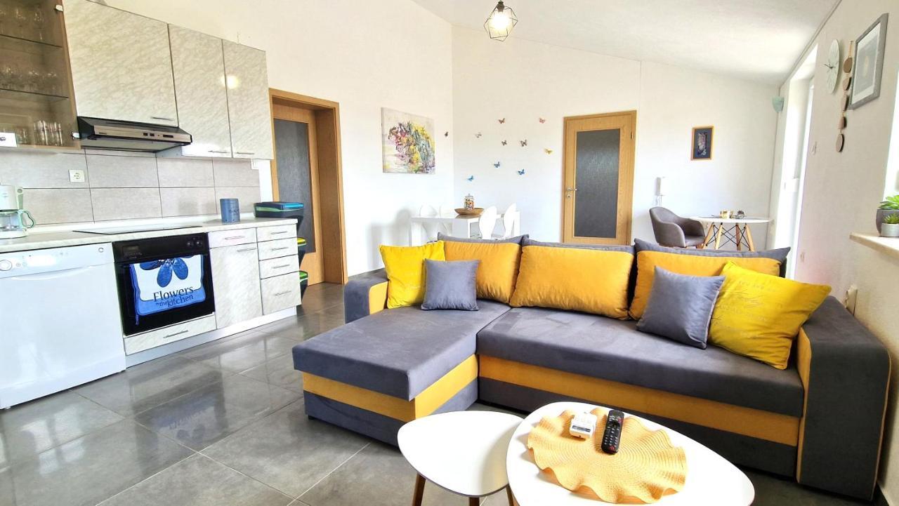 Apartment Goran クルク エクステリア 写真